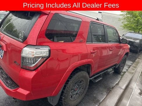 Used 2023 Toyota 4Runner SR5 Premium w/ Moonroof Package AWD/4WD image 14