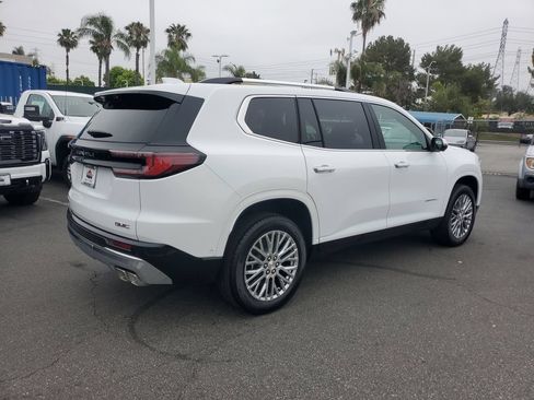 New 2026 GMC Acadia Denali w/ Super Cruise Package FWD image 4