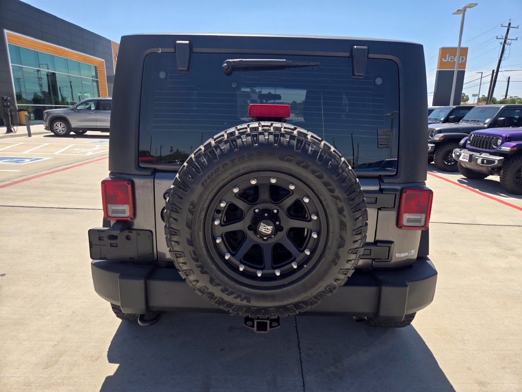 Used 2014 Jeep Wrangler Sport AWD/4WD image 4