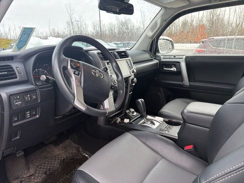 Used 2022 Toyota 4Runner SR5 Premium w/ Moonroof Package image 6