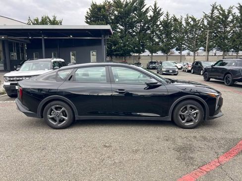 Certified 2025 Kia K4 LXS image 6