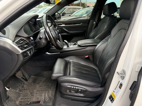 Used 2019 BMW X6 xDrive50i w/ M Sport Package AWD/4WD image 14