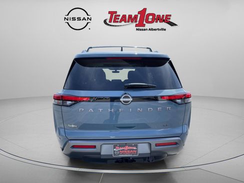 New 2026 Nissan Pathfinder SL w/ SL Premium Package image 5