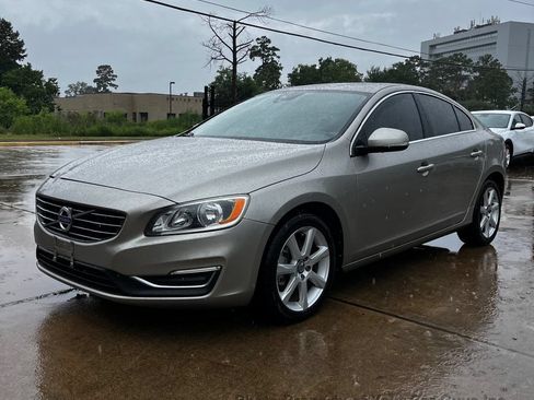 Used 2016 Volvo S60 T5 Premier FWD image 2