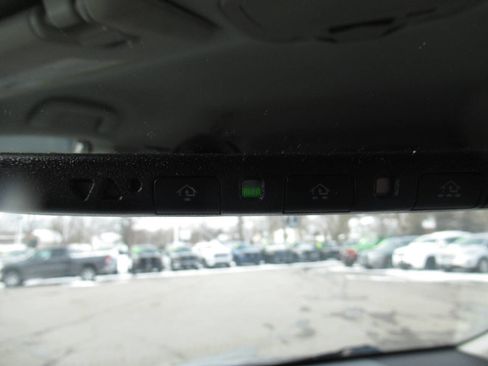 Used 2020 Toyota Sienna LE image 27