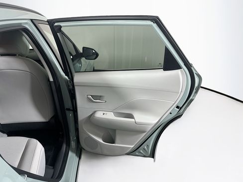 Used 2024 Hyundai Kona SEL image 31