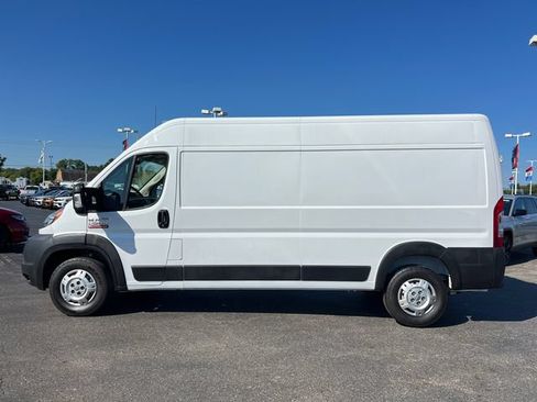 Used 2021 RAM ProMaster 2500 w/ Delivery Package 1 FWD image 4