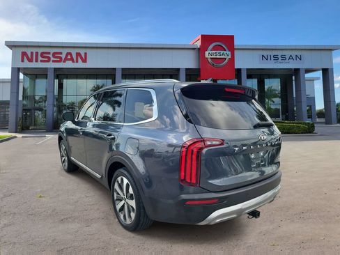 Used 2021 Kia Telluride EX w/ EX Premium Package FWD image 6