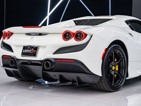 Used 2022 Ferrari F8 Tributo RWD image 26