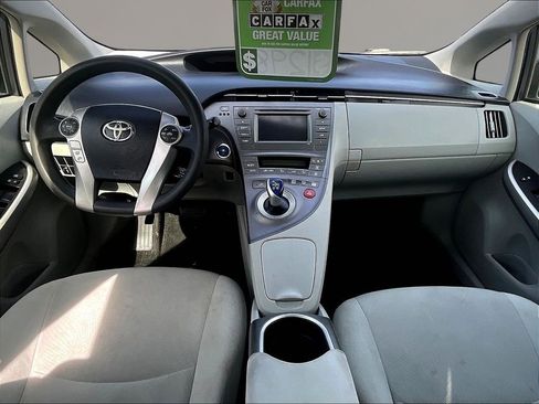 Used 2015 Toyota Prius Two FWD image 7
