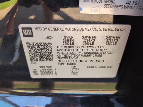 Used 2025 GMC Sierra 1500 Elevation w/ Elevation Premium Package AWD/4WD image 29