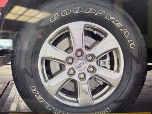 Used 2020 Ford F150 XLT w/ Equipment Group 302A Luxury AWD/4WD image 9