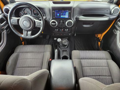 Used 2012 Jeep Wrangler Sahara AWD/4WD image 2