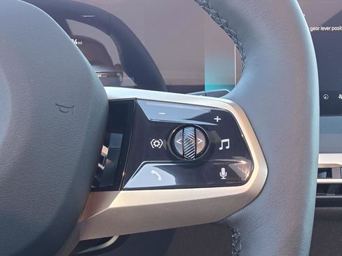 New 2026 BMW iX xDrive60 image 19