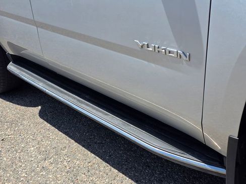 Used 2018 GMC Yukon SLT w/ Open Road Package AWD/4WD image 7