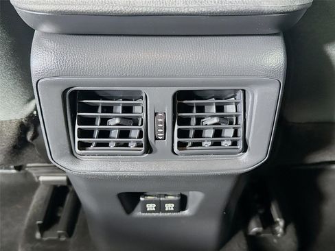 Used 2021 Toyota RAV4 XLE FWD image 23