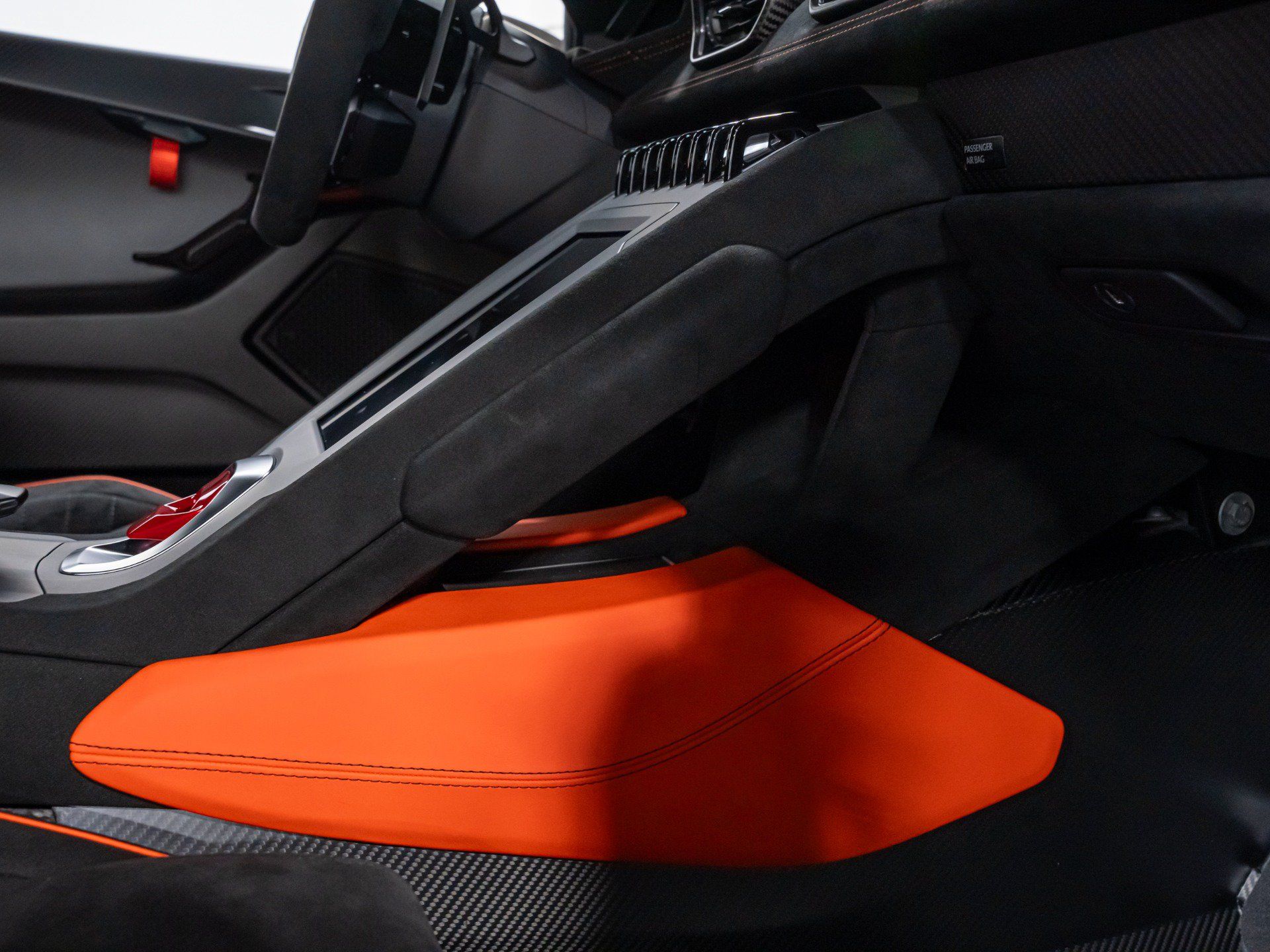 Used 2024 Lamborghini Huracan STO RWD image 89