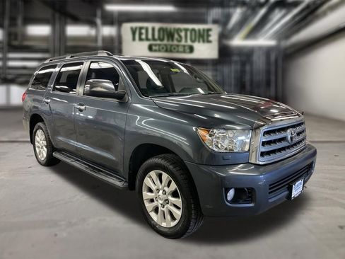 Used 2010 Toyota Sequoia Platinum AWD/4WD image 6