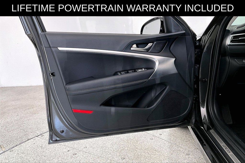 Used 2026 Genesis G70 2.5T RWD image 21
