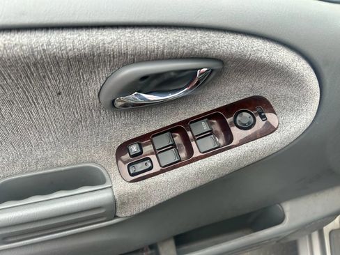 Used 2006 Suzuki XL7 4WD image 13