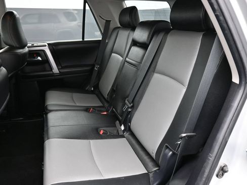Used 2015 Toyota 4Runner SR5 Premium AWD/4WD image 27