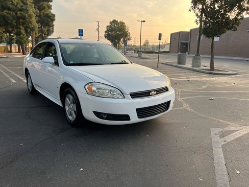 Used 2010 Chevrolet Impala LT image 13