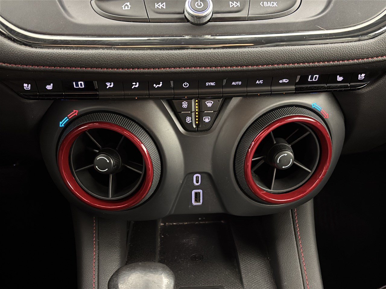 Used 2020 Chevrolet Blazer RS FWD image 22