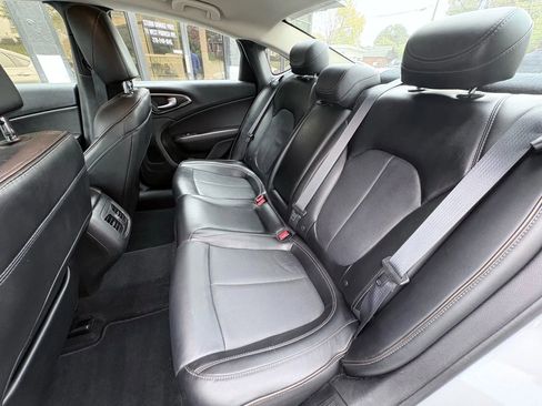 Used 2015 Chrysler 200 C w/ Navigation & Sound Group I image 15