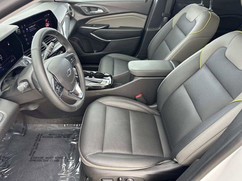 Certified 2024 Chevrolet Trax ACTIV w/ Sunroof Package image 21