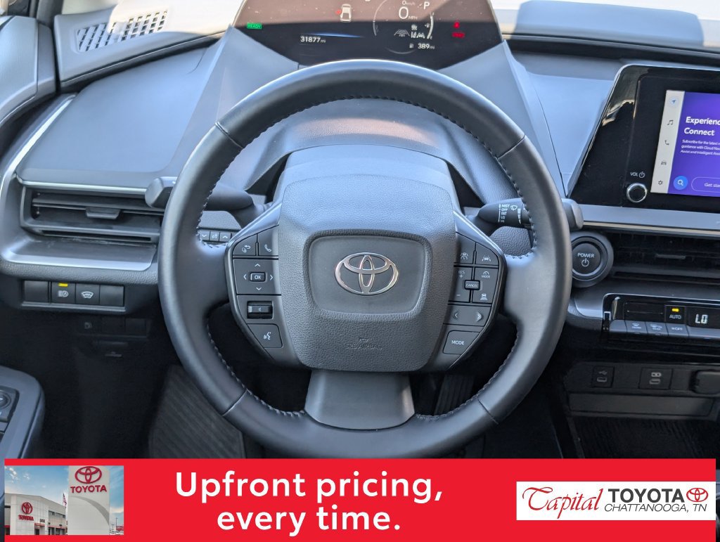 Used 2025 Toyota Prius LE FWD image 15