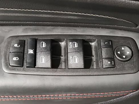 Used 2025 Dodge Durango R/T AWD/4WD image 17