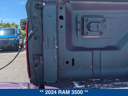 Used 2024 RAM 3500 Big Horn AWD/4WD image 15