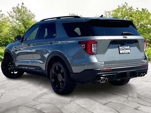 Used 2020 Ford Explorer ST w/ ST Street Pack image 2