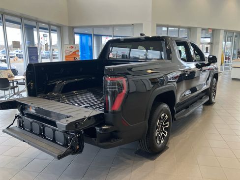 New 2026 GMC Sierra EV Elevation image 7