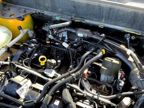 Certified 2022 Ford Maverick Lariat w/ Equipment Group 500A Standard image 28