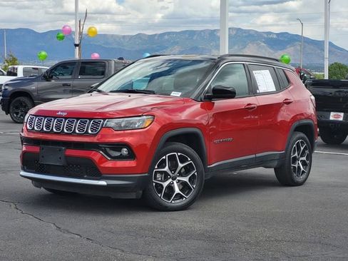 Certified 2025 Jeep Compass Limited AWD/4WD image 5
