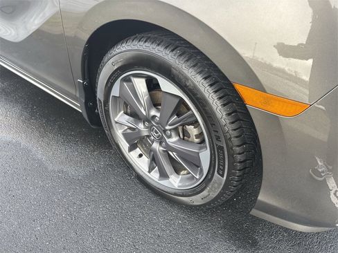 Used 2022 Honda Odyssey Elite image 16