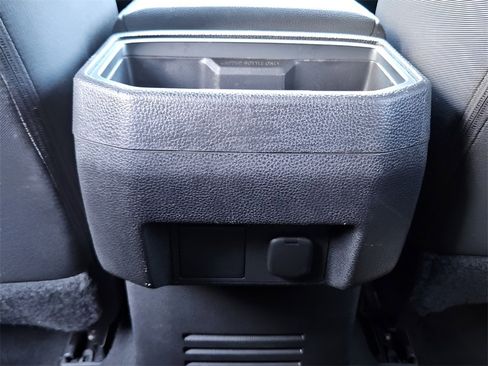 Used 2024 Toyota Tacoma SR5 image 15