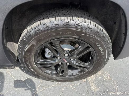 Certified 2024 GMC Terrain AT4 w/ LPO, Floor Liner Package AWD/4WD image 9