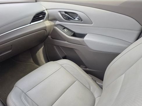 Used 2019 Chevrolet Traverse LT FWD image 19