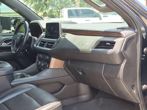 Used 2021 Chevrolet Tahoe High Country w/ Premium Package RWD image 23