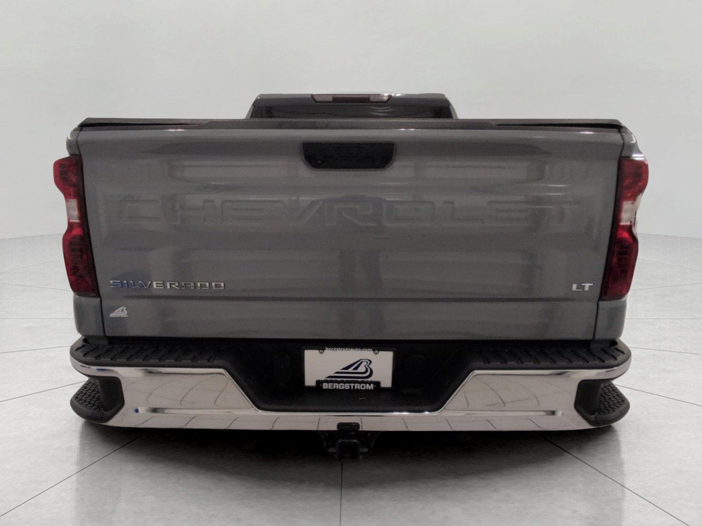 Used 2024 Chevrolet Silverado 1500 LT AWD/4WD image 24