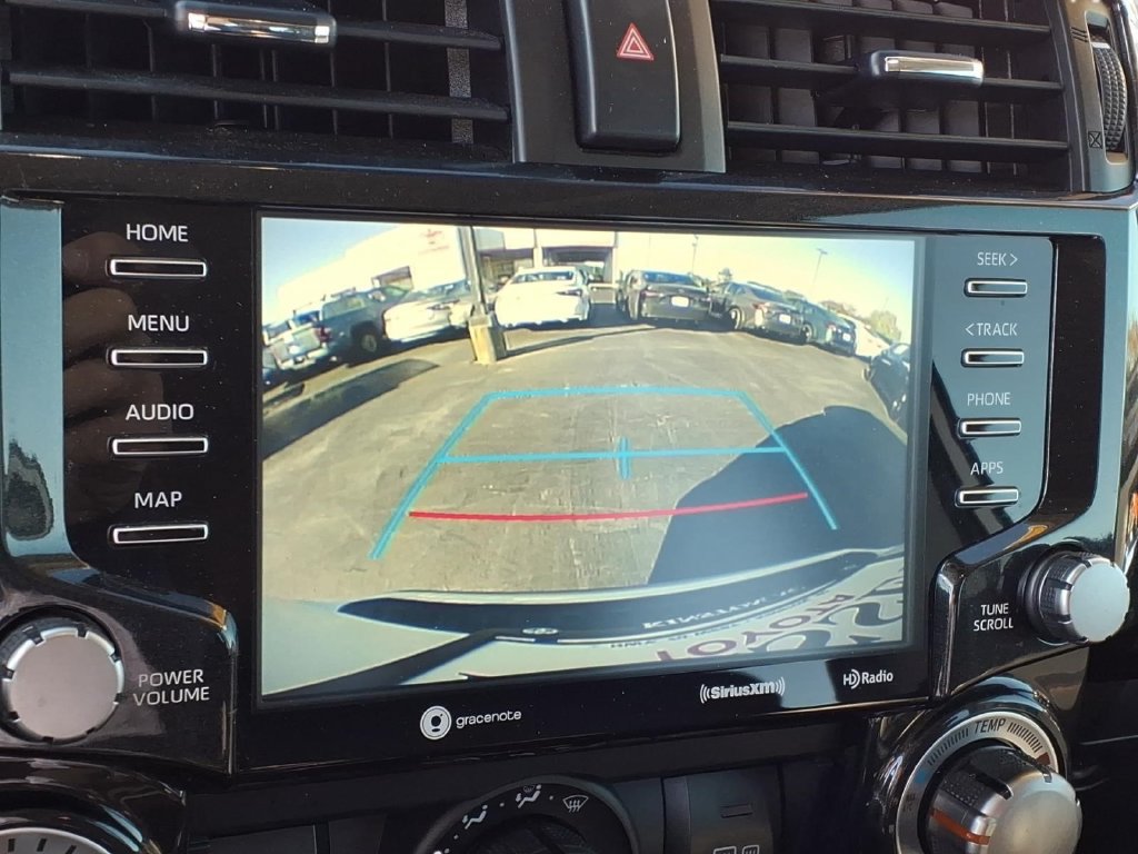 Used 2024 Toyota 4Runner TRD Off-Road Premium w/ Moonroof Package AWD/4WD image 18