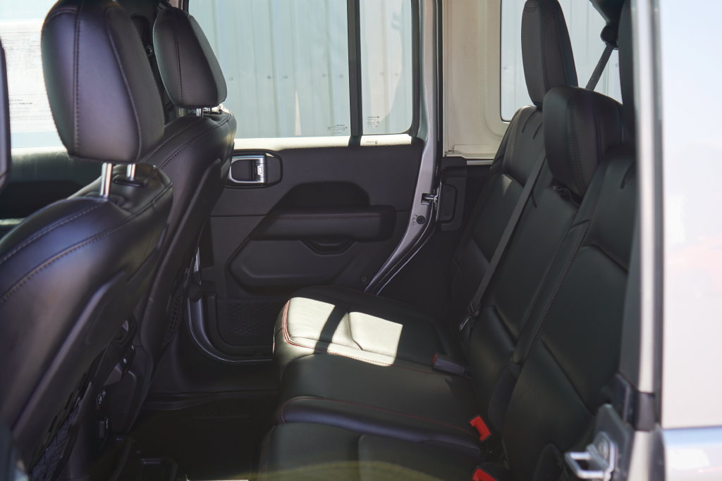 Used 2020 Jeep Wrangler Unlimited Rubicon AWD/4WD image 27