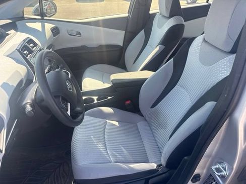 Used 2016 Toyota Prius Two w/ Protection Package FWD image 6