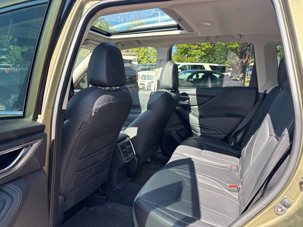 Used 2024 Subaru Forester Touring AWD/4WD image 18
