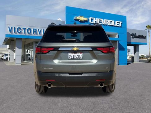 Certified 2023 Chevrolet Traverse LT FWD image 12