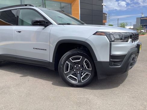 New 2026 Jeep Cherokee Limited AWD/4WD image 3