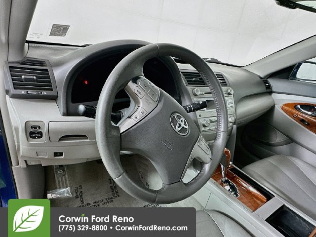 Used 2011 Toyota Camry XLE FWD image 13