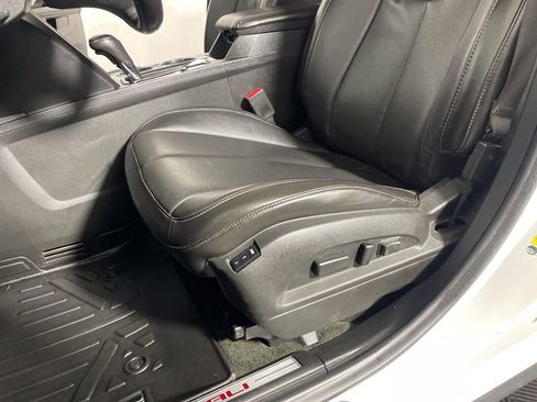 Used 2016 GMC Terrain Denali image 11